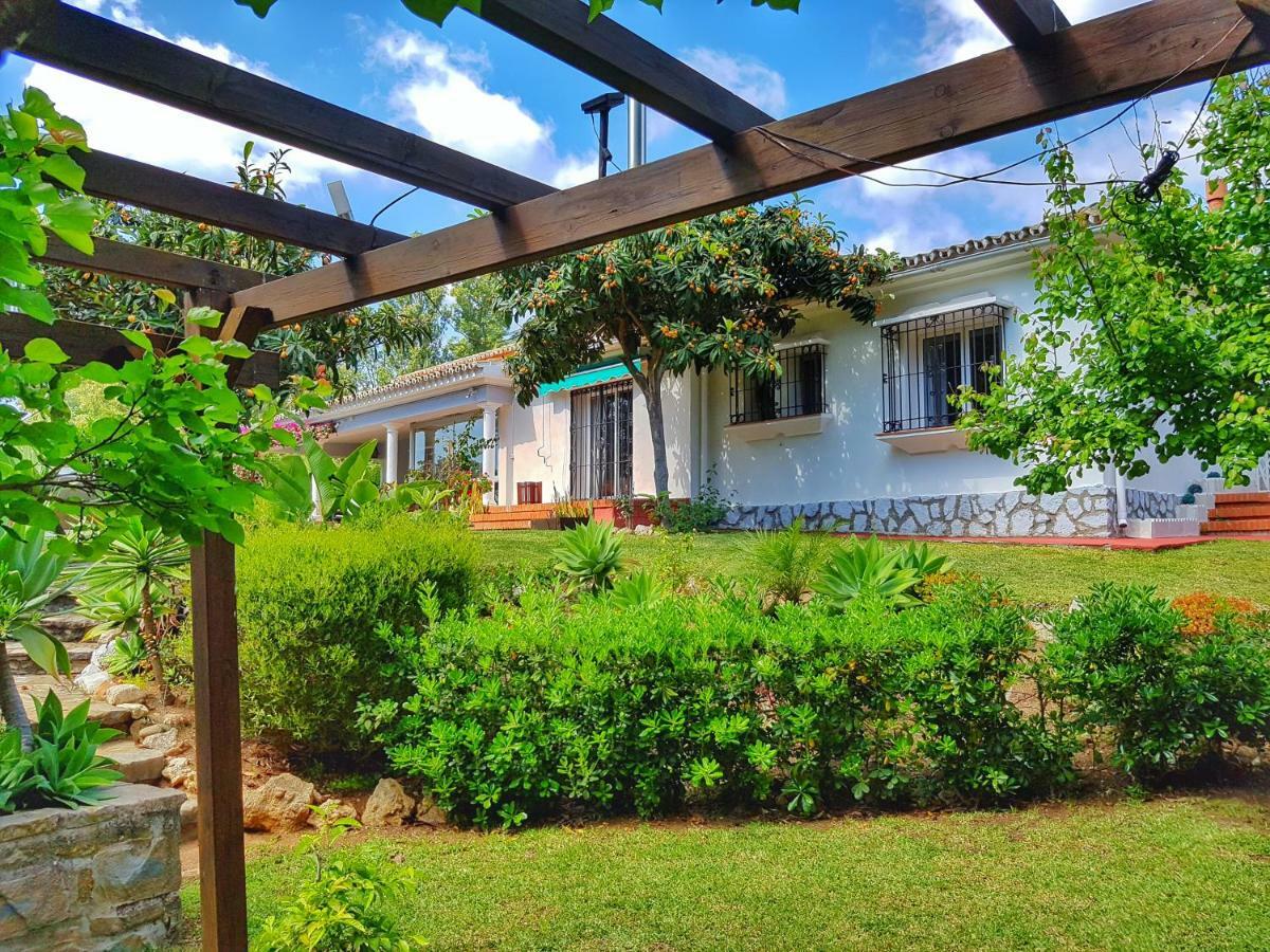 El Nacar Bed & Breakfast Marbella Exterior photo